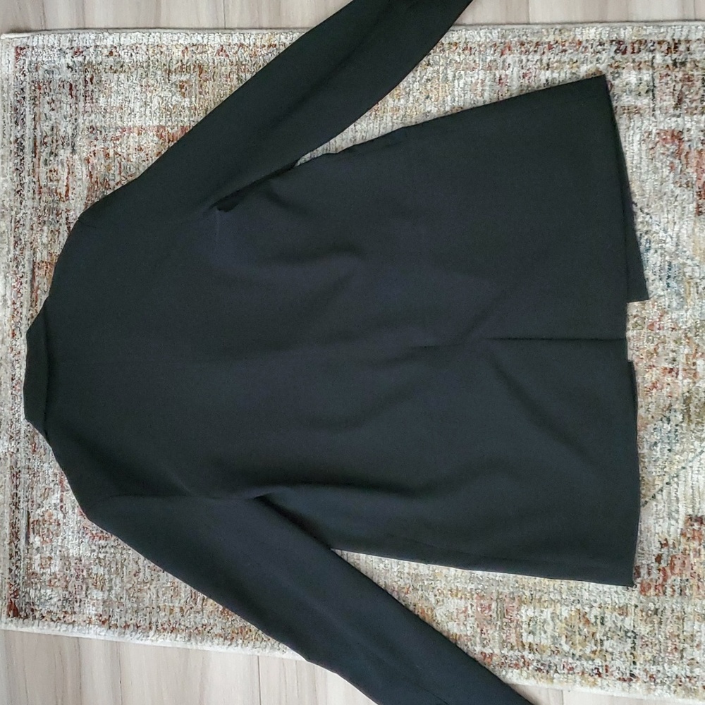 ๐ Camila Coelho Brenna Black Blazer - Picture 10 of 10